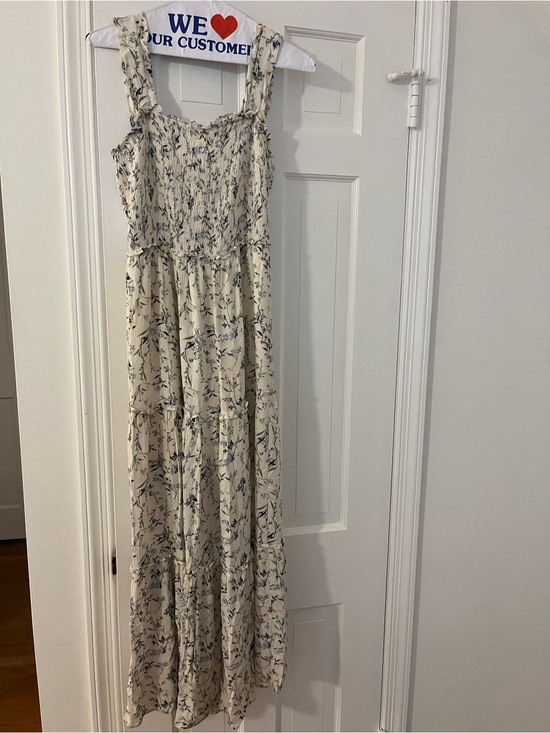 Mahina Dresses & Skirts - Floral Smocked Maxi Dress